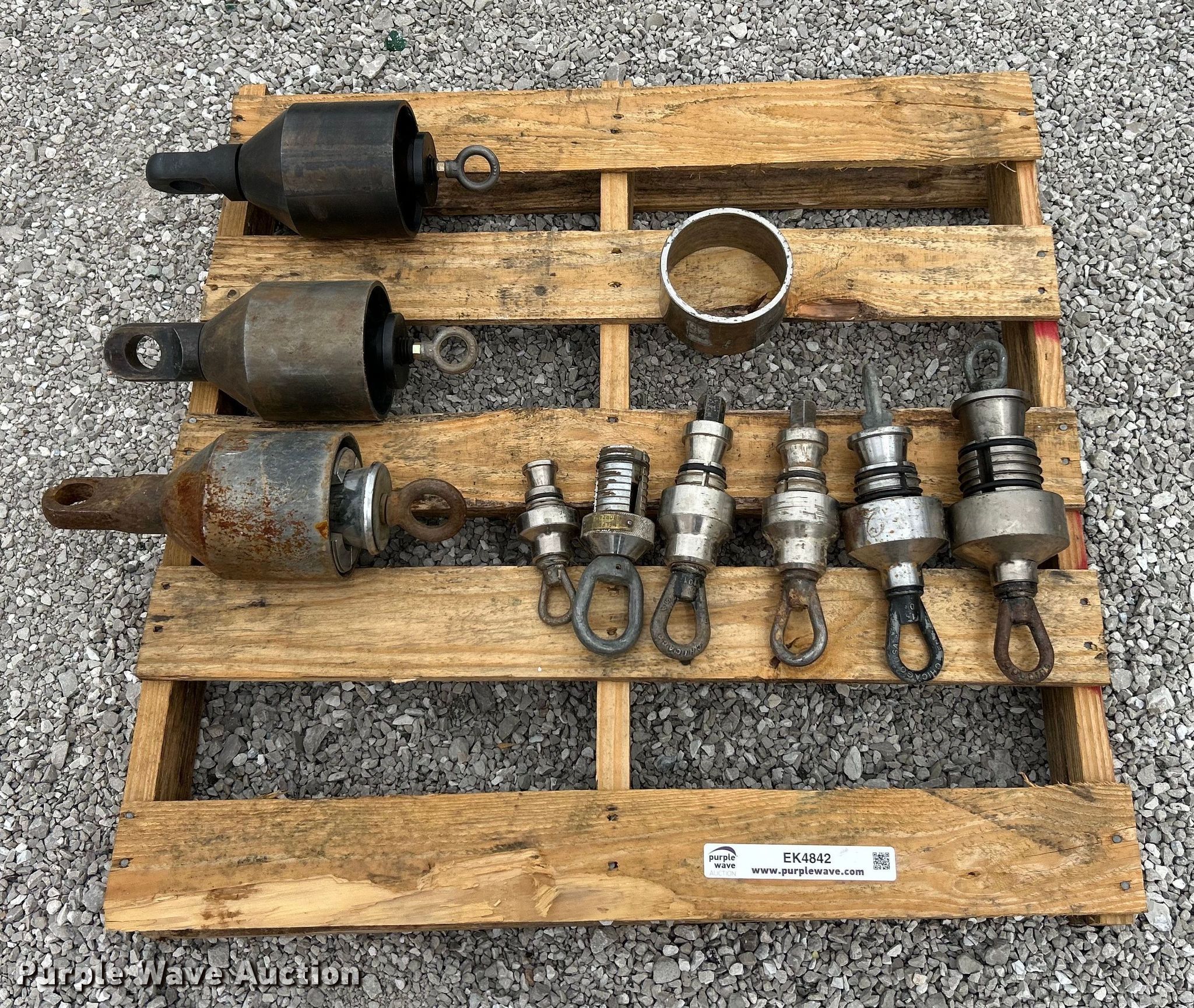 (9) HDPE pipe pullers in Waterloo, IL Item EK4842 for sale Purple Wave