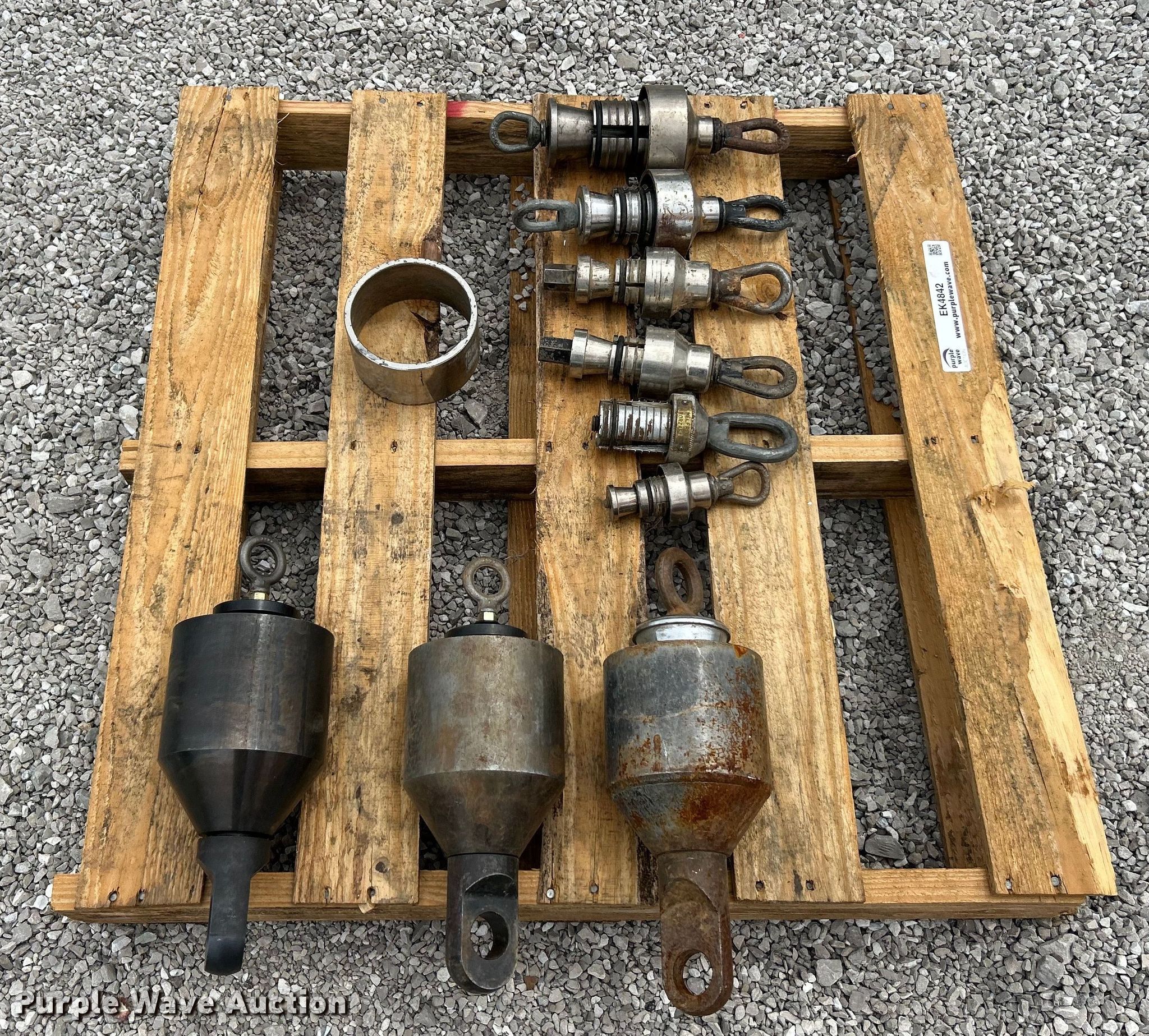 (9) HDPE pipe pullers in Waterloo, IL Item EK4842 for sale Purple Wave