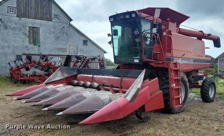 image for item DG0664 1987 Case IH 1660 Axial-Flow combine