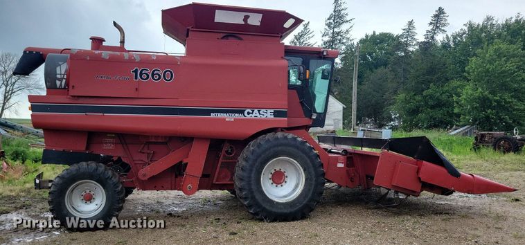 image for item DG0664 1987 Case IH 1660 Axial-Flow combine