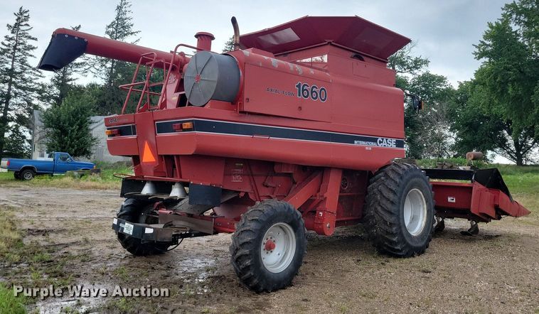 image for item DG0664 1987 Case IH 1660 Axial-Flow combine