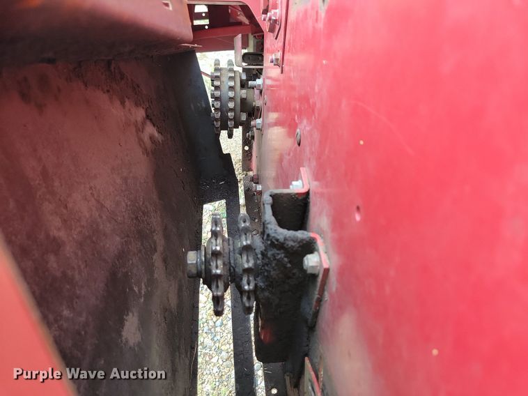 image for item DG0664 1987 Case IH 1660 Axial-Flow combine