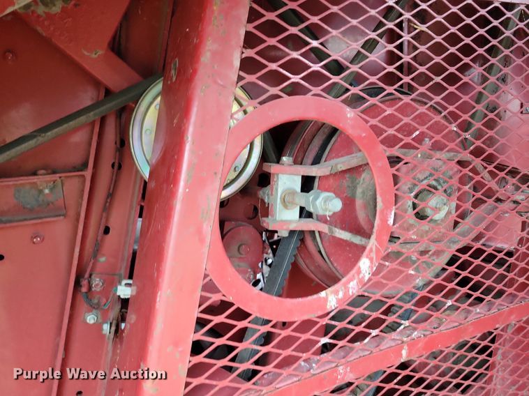 image for item DG0664 1987 Case IH 1660 Axial-Flow combine