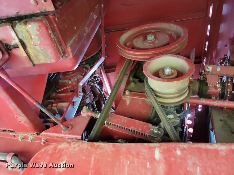 image for item DG0664 1987 Case IH 1660 Axial-Flow combine