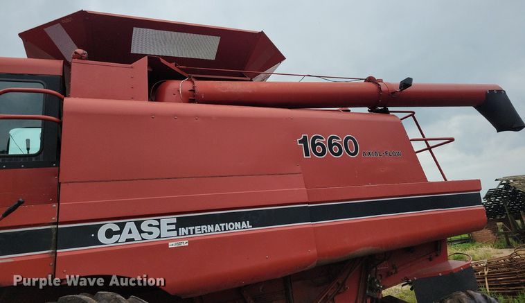 image for item DG0664 1987 Case IH 1660 Axial-Flow combine