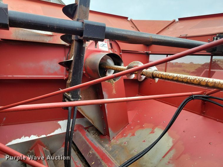 image for item DG0664 1987 Case IH 1660 Axial-Flow combine