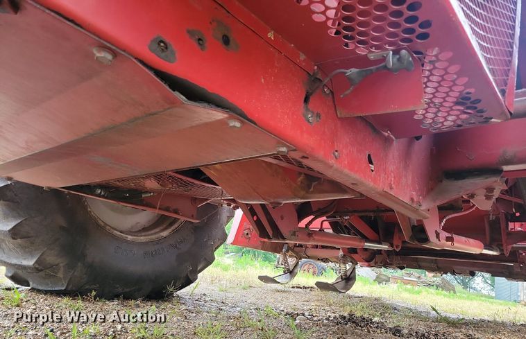 image for item DG0664 1987 Case IH 1660 Axial-Flow combine