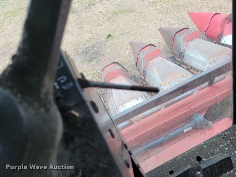 image for item DG0664 1987 Case IH 1660 Axial-Flow combine