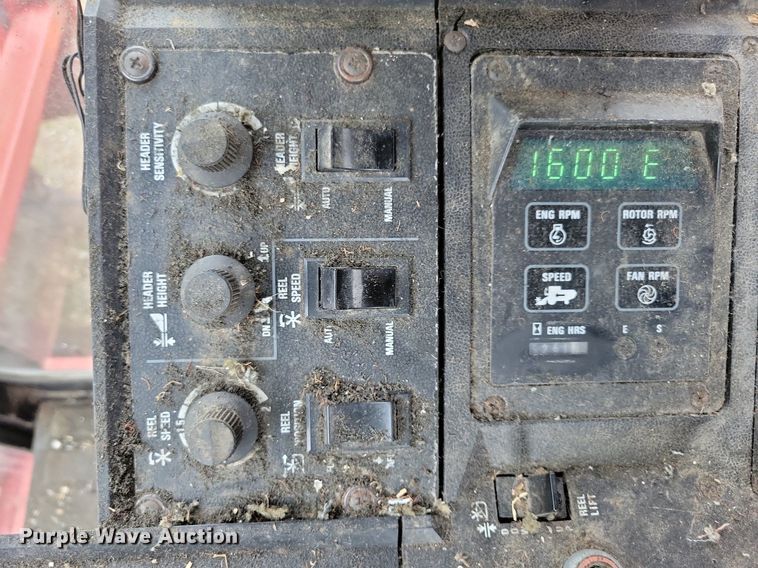 image for item DG0664 1987 Case IH 1660 Axial-Flow combine