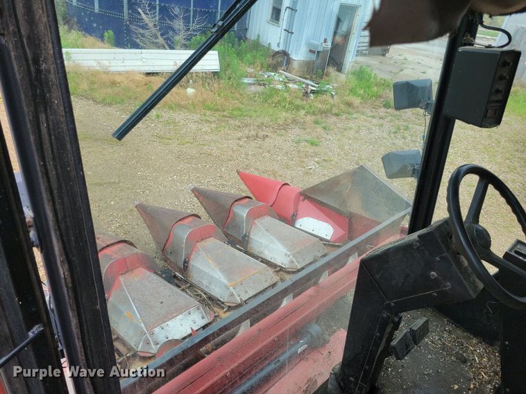 image for item DG0664 1987 Case IH 1660 Axial-Flow combine