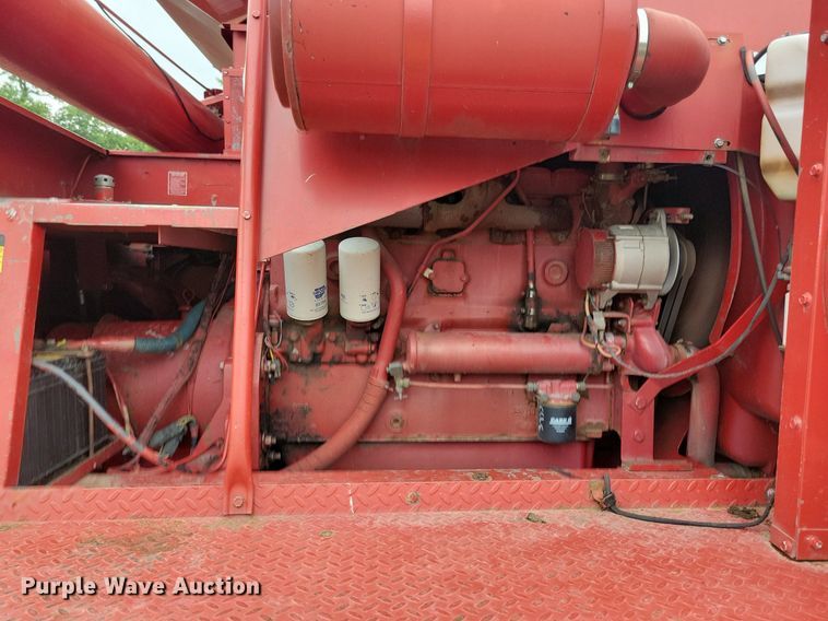 image for item DG0664 1987 Case IH 1660 Axial-Flow combine