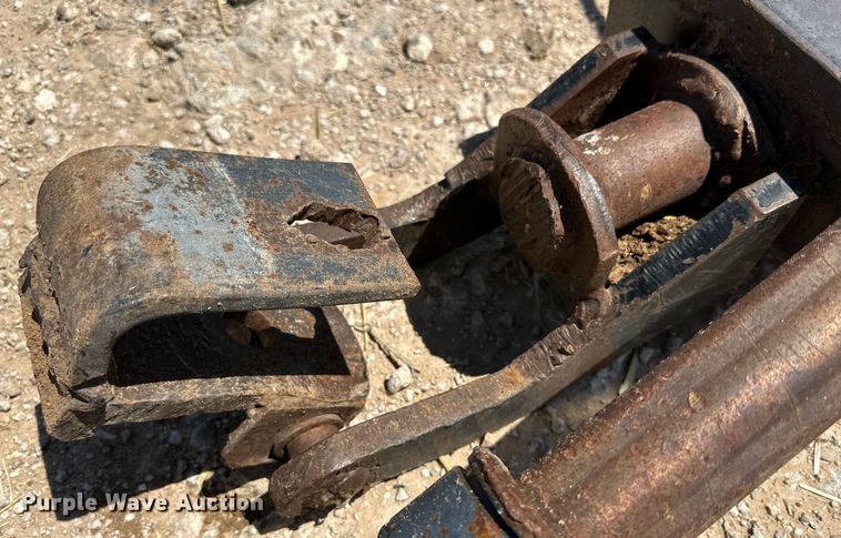 image for item DG4457 Bush Hog 2715 batwing rotary mower