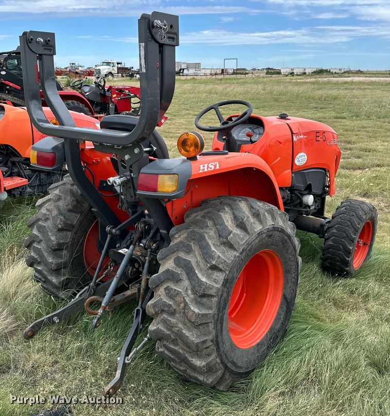 image for item DK6531 Kubota L3301D MFWD tractor