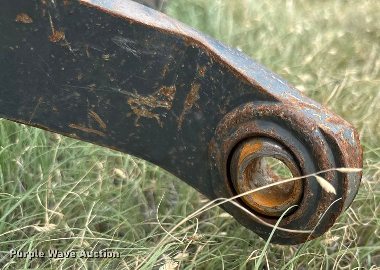 image for item DK6531 Kubota L3301D MFWD tractor