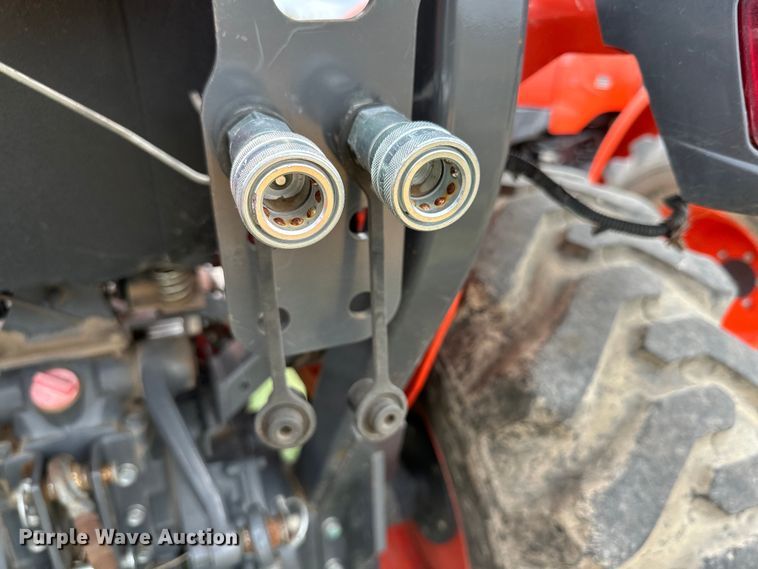 image for item DK6531 Kubota L3301D MFWD tractor