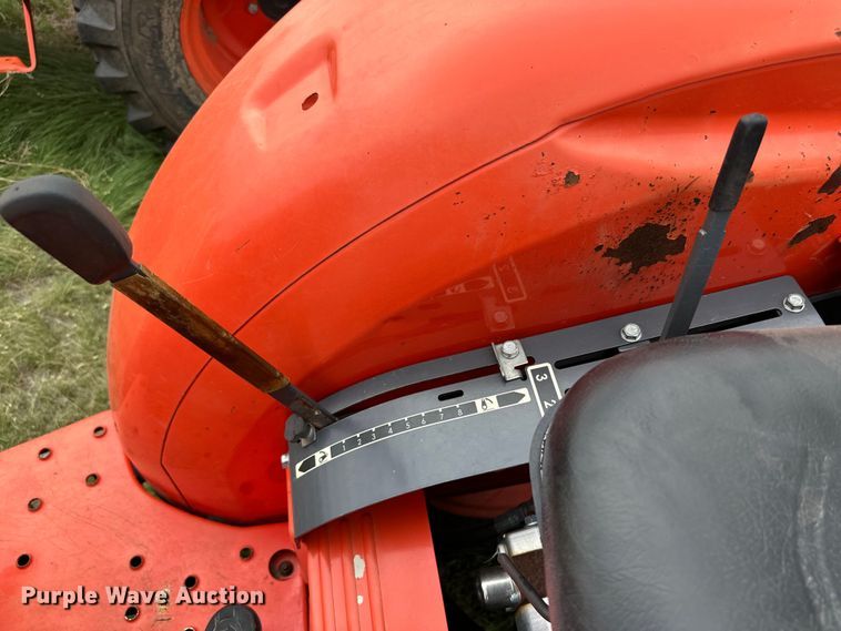 image for item DK6531 Kubota L3301D MFWD tractor