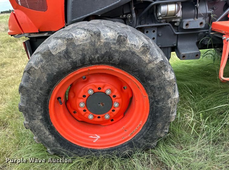 image for item DK6531 Kubota L3301D MFWD tractor