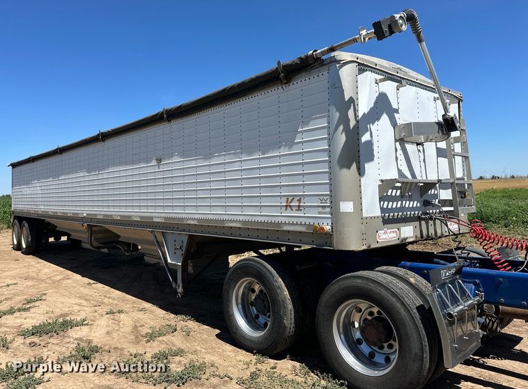 image for item DK6690 1993 Wilson DWH-200 grain trailer