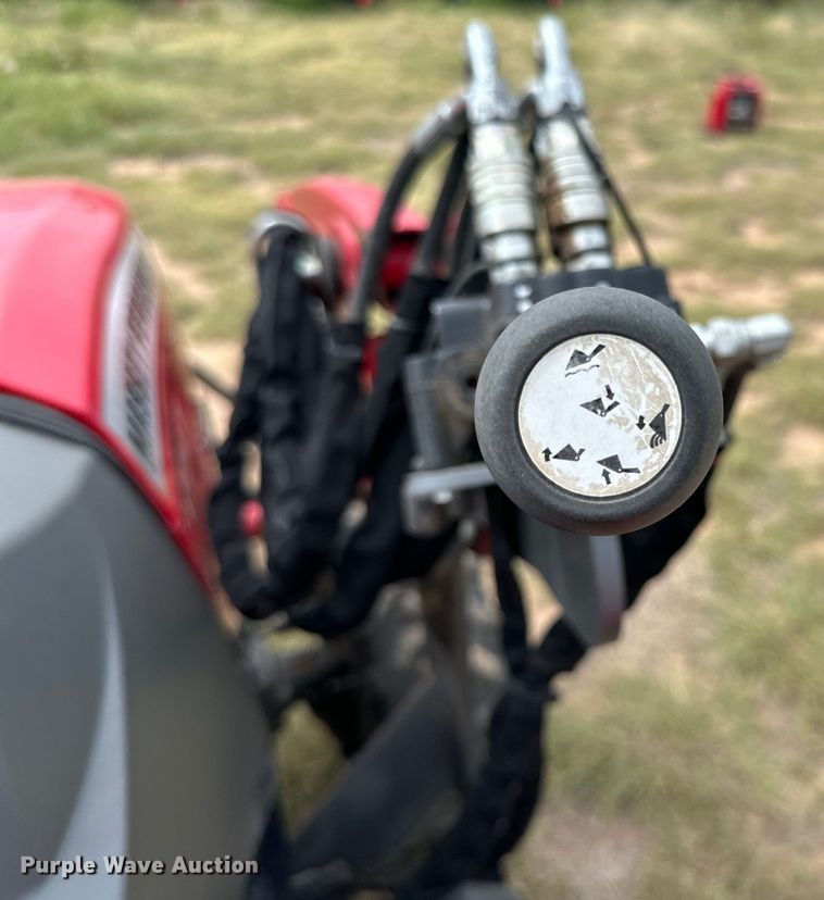 image for item DK6697 2018 Massey Ferguson 1734E MFWD tractor