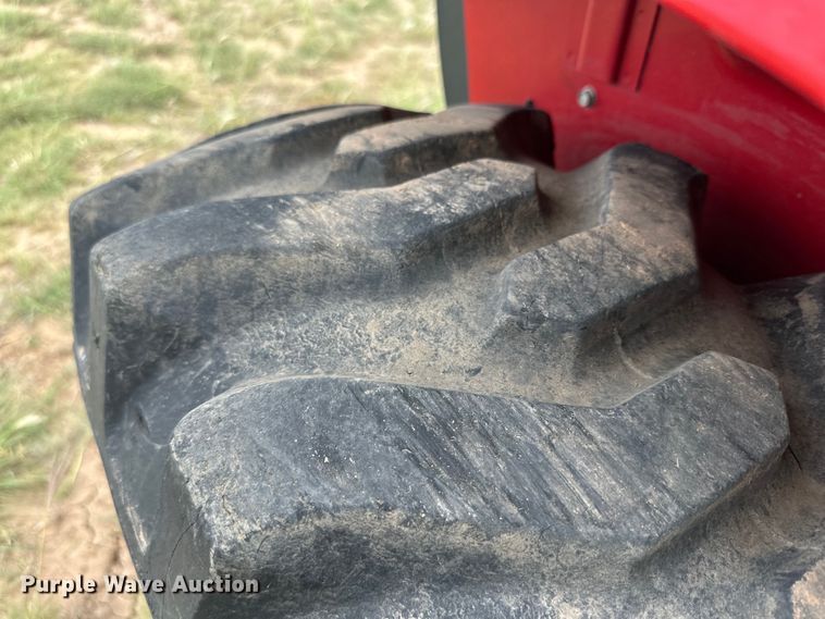 image for item DK6697 2018 Massey Ferguson 1734E MFWD tractor