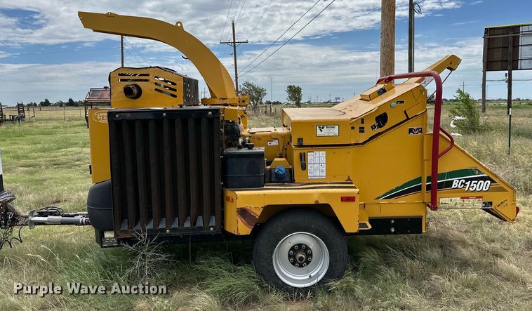 image for item DK6698 2017 Vermeer BC1500 wood chipper