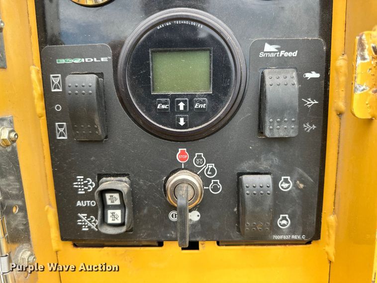 image for item DK6698 2017 Vermeer BC1500 wood chipper