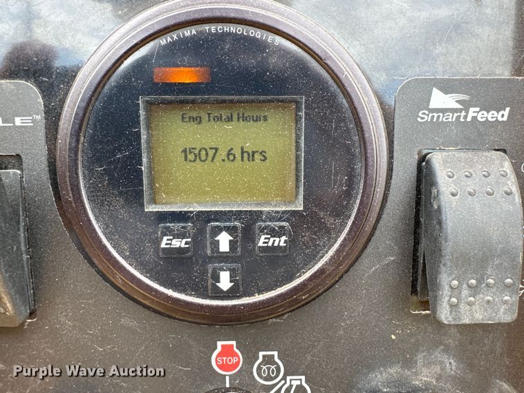 image for item DK6698 2017 Vermeer BC1500 wood chipper