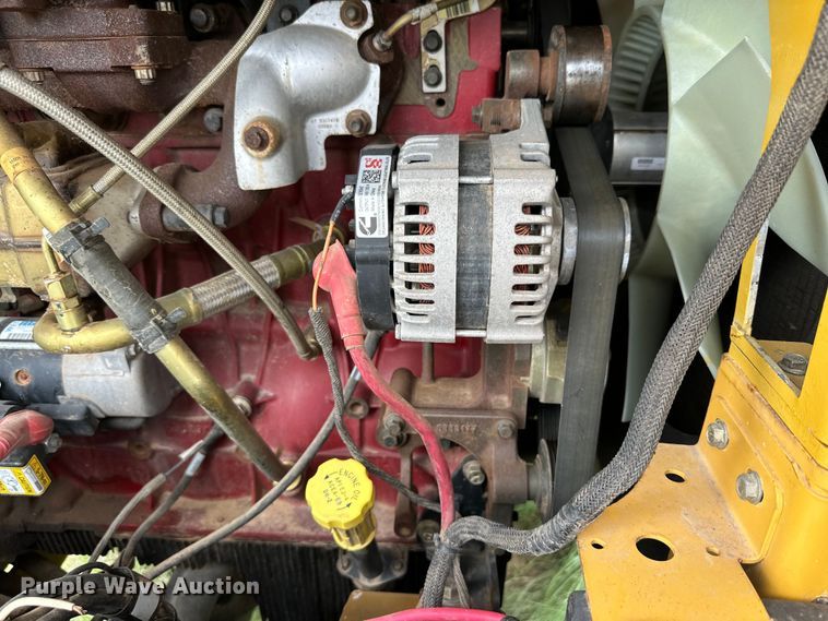 image for item DK6698 2017 Vermeer BC1500 wood chipper