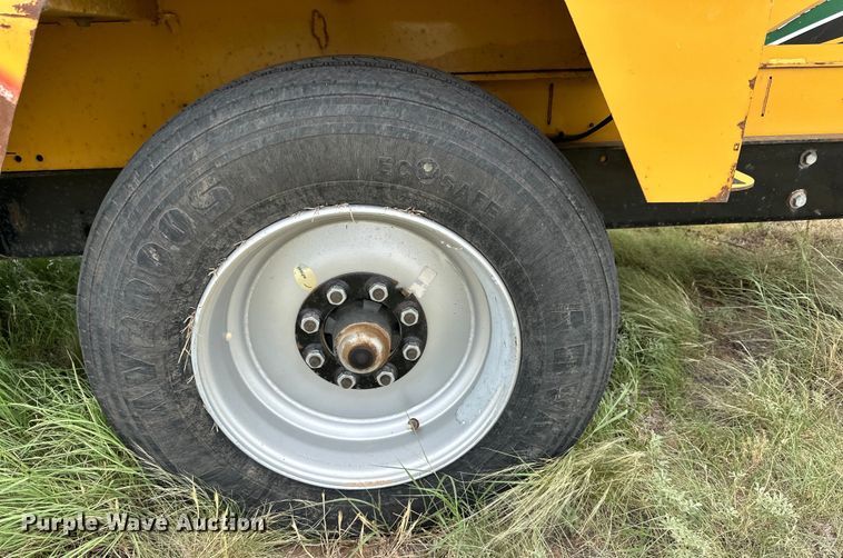 image for item DK6698 2017 Vermeer BC1500 wood chipper