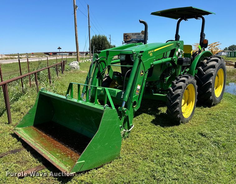 image for item DO6960 2015 John Deere  5075E MFWD tractor
