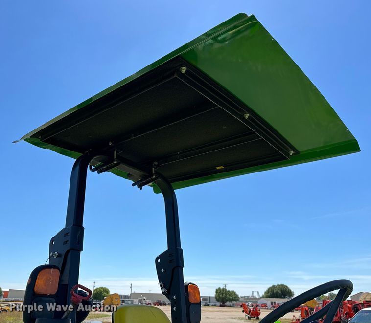 image for item DO6960 2015 John Deere  5075E MFWD tractor