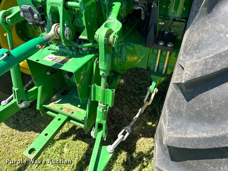 image for item DO6960 2015 John Deere  5075E MFWD tractor