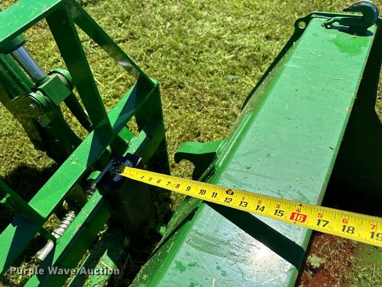 image for item DO6960 2015 John Deere  5075E MFWD tractor