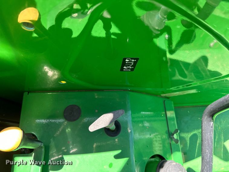 image for item DO6960 2015 John Deere  5075E MFWD tractor