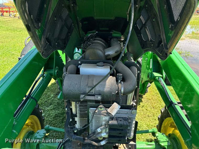 image for item DO6960 2015 John Deere  5075E MFWD tractor