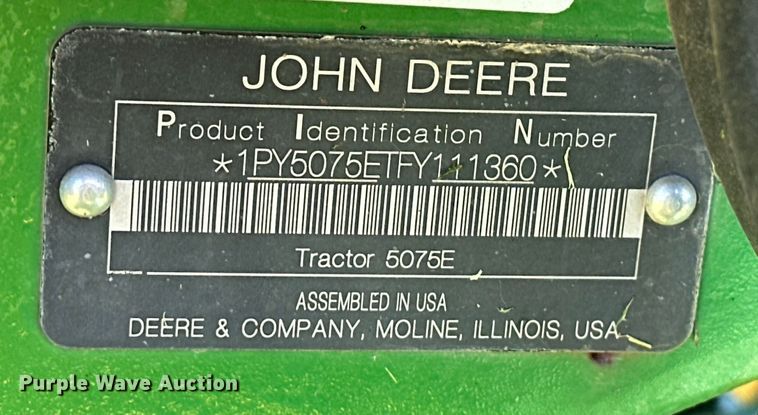 image for item DO6960 2015 John Deere  5075E MFWD tractor