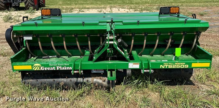 image for item DO6966 2019 Great Plains NTS2509 no-till seeder