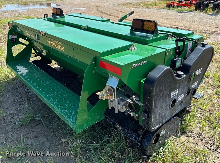 image for item DO6966 2019 Great Plains NTS2509 no-till seeder