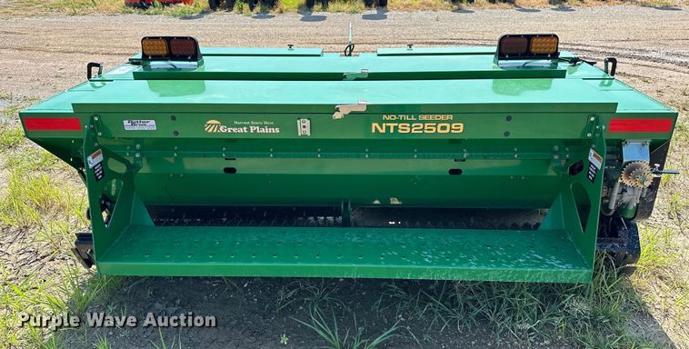 image for item DO6966 2019 Great Plains NTS2509 no-till seeder