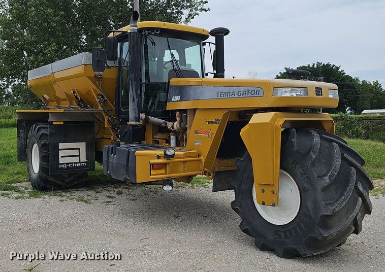 image for item DP0994 2004 Terra Gator 6203 spreader