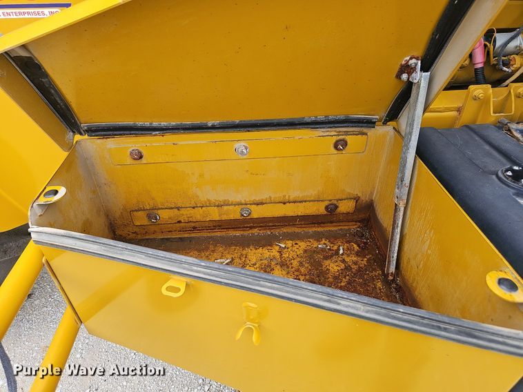 image for item DP0994 2004 Terra Gator 6203 spreader