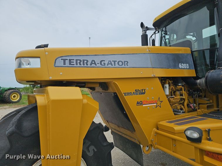 image for item DP0994 2004 Terra Gator 6203 spreader