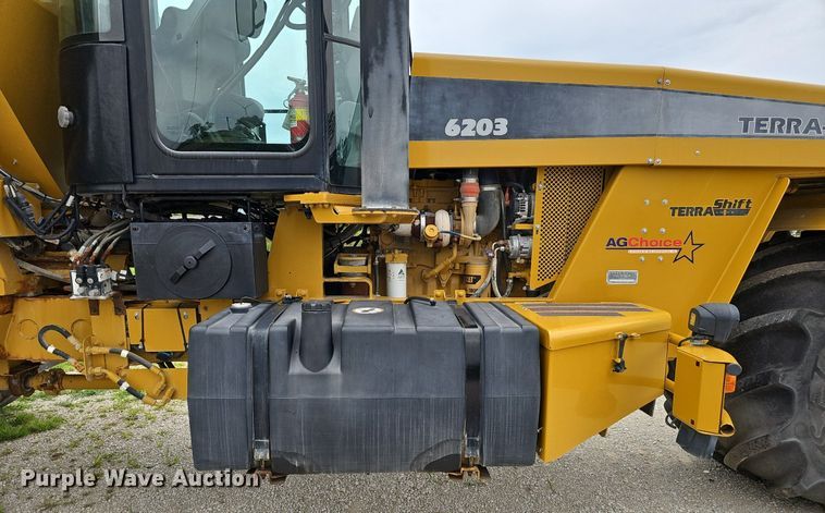 image for item DP0994 2004 Terra Gator 6203 spreader