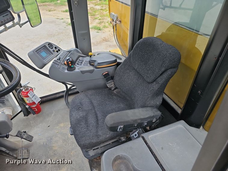 image for item DP0994 2004 Terra Gator 6203 spreader