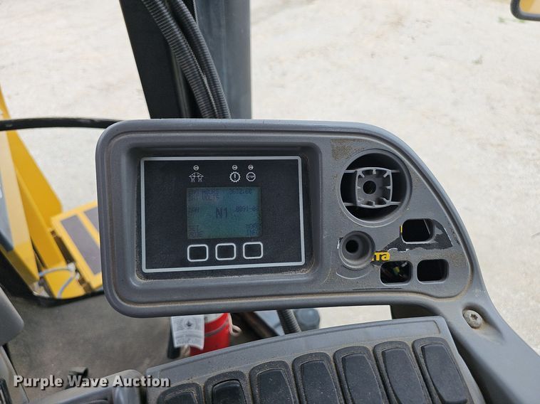 image for item DP0994 2004 Terra Gator 6203 spreader