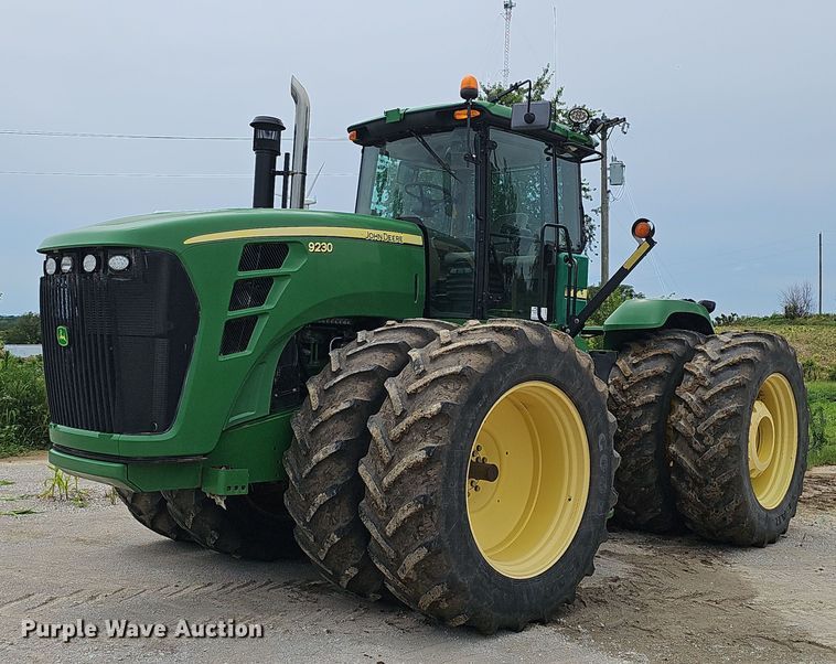 image for item DP0995 2009 John Deere 9230 4WD tractor