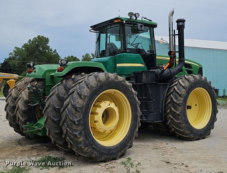 image for item DP0995 2009 John Deere 9230 4WD tractor