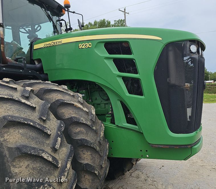 image for item DP0995 2009 John Deere 9230 4WD tractor