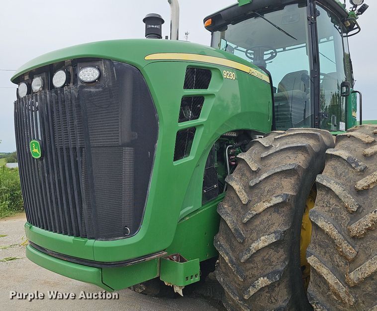 image for item DP0995 2009 John Deere 9230 4WD tractor