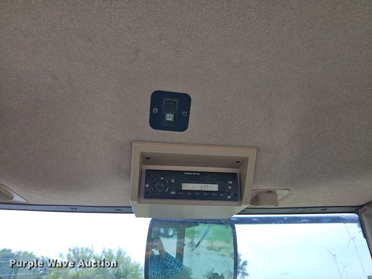 image for item DP0995 2009 John Deere 9230 4WD tractor